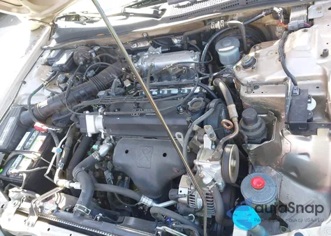 1994 Honda Accord Lx z USA, uszkodzony, nr VIN 1HGCD723XRA006074